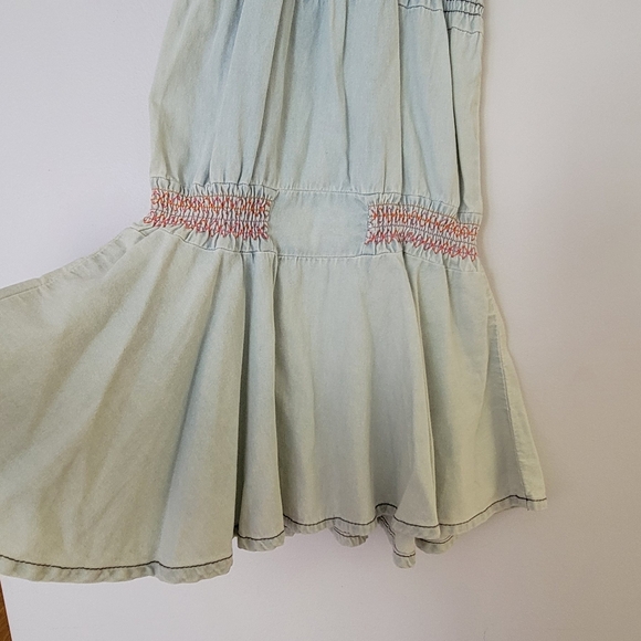 ME TOO Light Denim Wash A-line Skater Dress Size 5 Girls - Picture 3 of 11